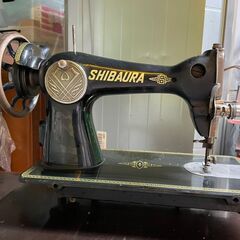 【リユースショップスパークル】No.59　アンティークミシン　SHIBAURA　昭和レトロ　ミシン台　ジャンク品　配送設置可能♪の画像