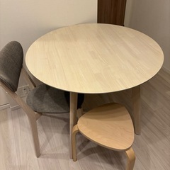 LOWYA ダイニングテーブルセット の画像