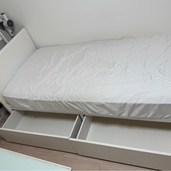 ニトリ 
ベッドフレーム シングル用の画像