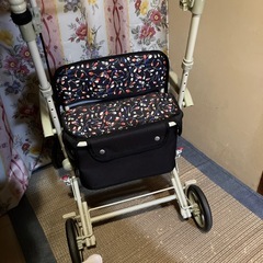 シルバーカーの画像