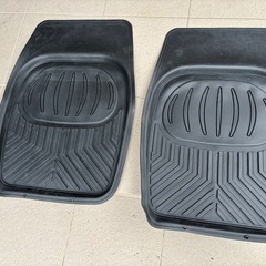 車用　ゴムマット
の画像