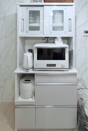 ほぼ新品 コンセント付きオープンボード　レンジ台