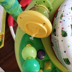 はらぺこあおむし アクティビティ ジャンパーの画像