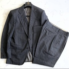 美品！バーバリーロンドン　スリーピーススーツの画像