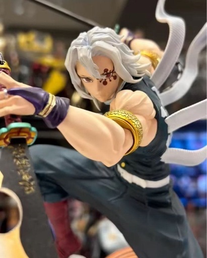 鬼滅の刃　宇髄　天元　フィギュア　27cm