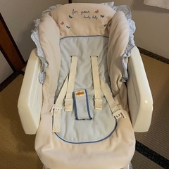 コンビ　ハイローチェア　手動
の画像