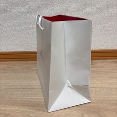 SAMANTHA SILVA  紙袋の画像