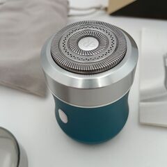 電気シェーバー　携帯用　USB充電　タイプC　electric shaverの画像
