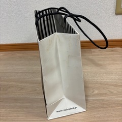 CECIL Mc BEE 紙袋の画像