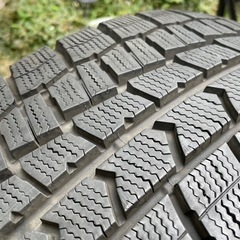 WINTER MAXX 215-55R17 スタッドレス　　4本セットの画像