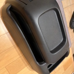 ハイエース4型　S GL コンソールボックスの画像