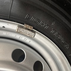 ★【145/80R12サイズ：エブリイバンなどの軽バンに適合するスタッドレスタイヤ4本セット】★美品★の画像