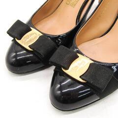 フェラガモ パンプス ヴァラリボン 靴イタリア製 7.5サイズFERRAGAMOの画像