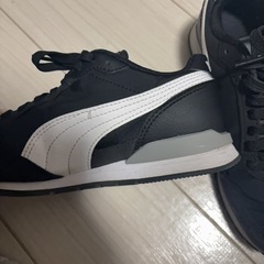 PUMA プーマ　スニーカー　23cm レディース　 の画像