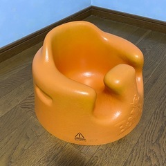 ◆【定価1万円】Bumbo バンボ ベビーチェア オレンジ◆の画像