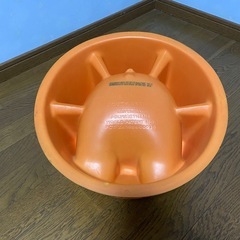 ◆【定価1万円】Bumbo バンボ ベビーチェア オレンジ◆の画像
