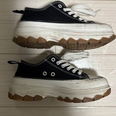 グレイル　22.5 GRL 厚底ローカットスニーカー　ローカット厚底スニーカー スニーカー キャンバスの画像