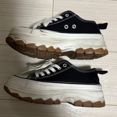 グレイル　22.5 GRL 厚底ローカットスニーカー　ローカット厚底スニーカー スニーカー キャンバスの画像