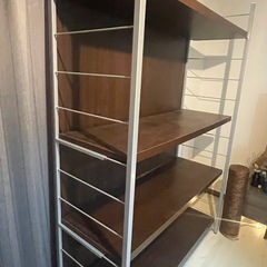 ダークブラウン可変式収納ラックの画像