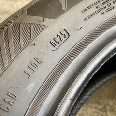 2025年製 GOODYEAR 185/65R15 4本 夏タイヤ 新車より4000キロ走行 現行アクアフリードなどにの画像