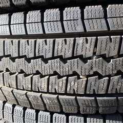 【お取引決まりました】DUNLOP 195/80R15 24年製　冬タイヤの画像