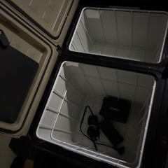 画像UPしました！EENOUR 35L冷蔵庫冷凍庫　別売りバッテリー付きの画像
