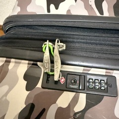 スーツケースの画像