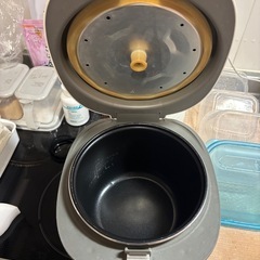 【交渉中】炊飯器 3合 一人暮らし 白の画像