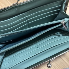 ニコアンド長財布
の画像