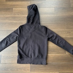 GU ジーユーパーカーの画像