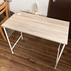 アンティークデスクの画像
