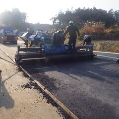 道路舗装工事での現場・施工管理スタッフ　◆経験者歓迎◆の画像