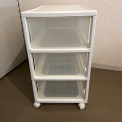 衣装ケースの画像