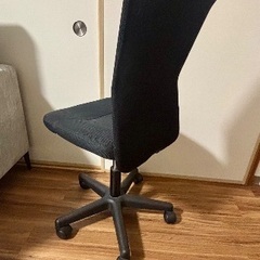 デスクチェア　黒の画像