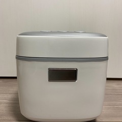 炊飯器の画像