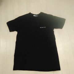 Onitsuka Tiger ブラック Tシャツの画像