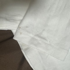 ユニクロ　長袖シャツ　　白の画像