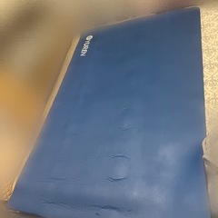 ヨガマット　青の画像