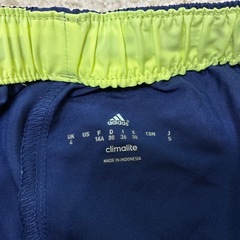 スポーツウェア　パンツの画像