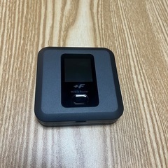 FS040W モバイルwifiルーター simフリー バッテリーほぼ新品の画像