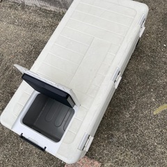 大型クーラーボックス 値下げしました
の画像