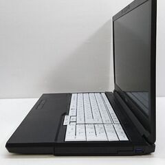 FUJITSU 15.6インチ LIFEBOOK A577/R Win11/Celeron 3865U[M9309] SSD256GB テンキー付き大型パソコン AC電源付きの画像