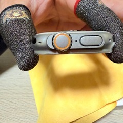 さいたま市内であれば無料でお届けします！します！アップルウォッチウルトラ２　ナチュラルチタニウムオーシャンバンド白　の画像