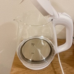 電気ケトルの画像
