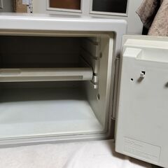 Sentry Safe 金庫の画像