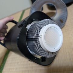 NEEWER CB60 70W+ソフトボックス(60cm) 照明用ライトの画像