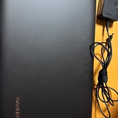Lenovo レノボ　ノート
パソコンの画像