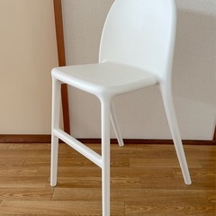 IKEA 椅子ハイチェアの画像