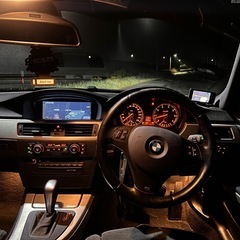 BMW E90 320i Mスポーツ 6AT 車検有りの画像