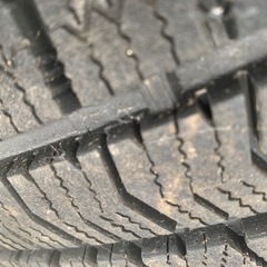 まだ使えるスタッドレスタイヤ BSブリザックVRX 215/65R16 215/65-16 アルファード等へ4本セットの画像